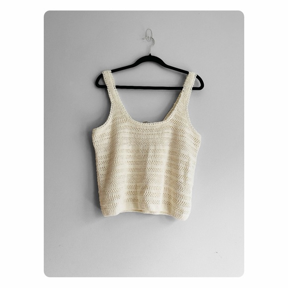 ★ Abercrombie & Fitch Crochet Top - Cream ★ - Picture 3 of 16